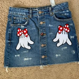 Zara Minnie Mouse denim skirt. One custom button.